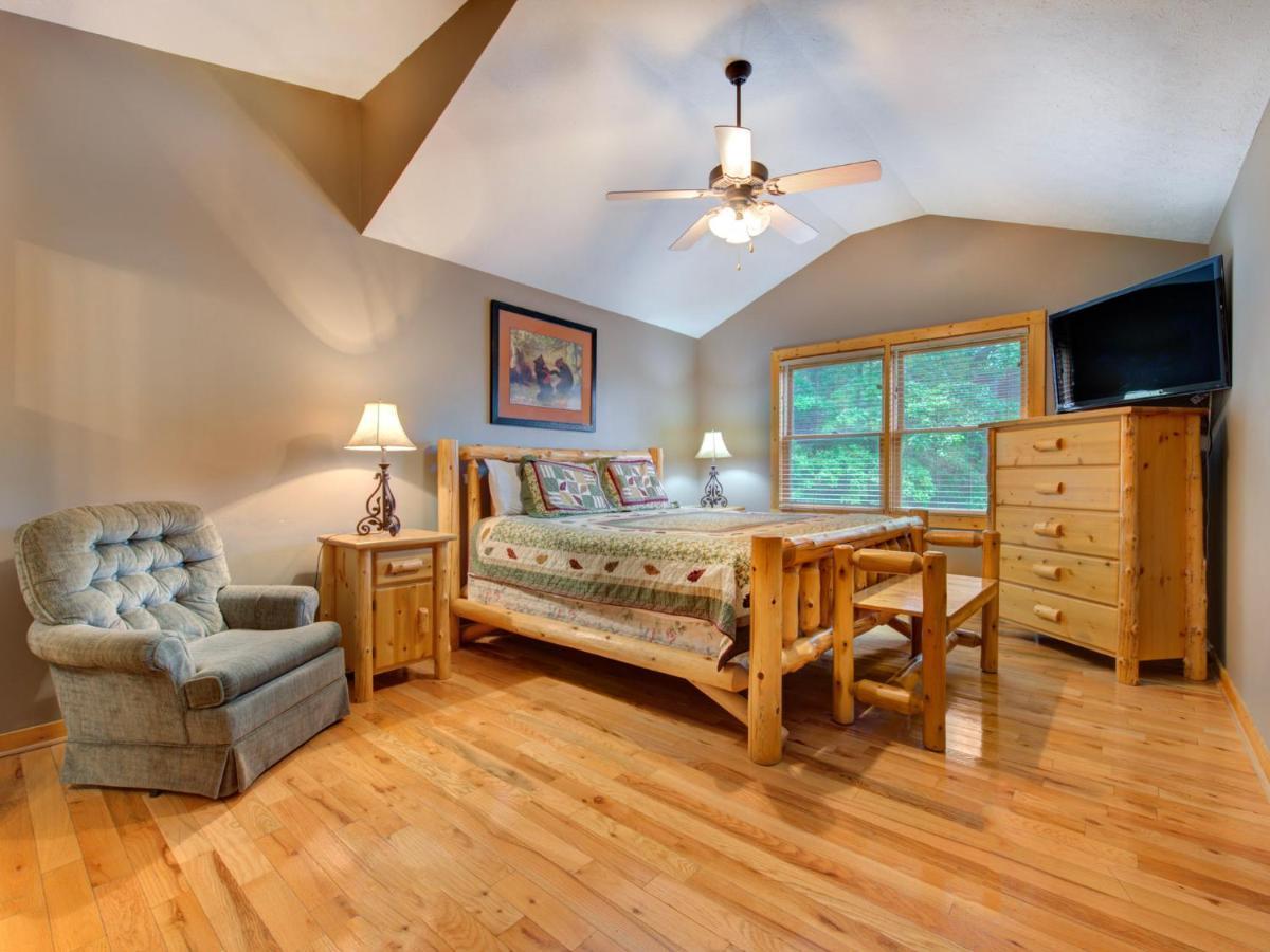 Bear'S Corner, 3 Bedrooms, Wifi, Pool Table, Hot Tub, Wifi, Sleeps 10 Gatlinburg Eksteriør billede