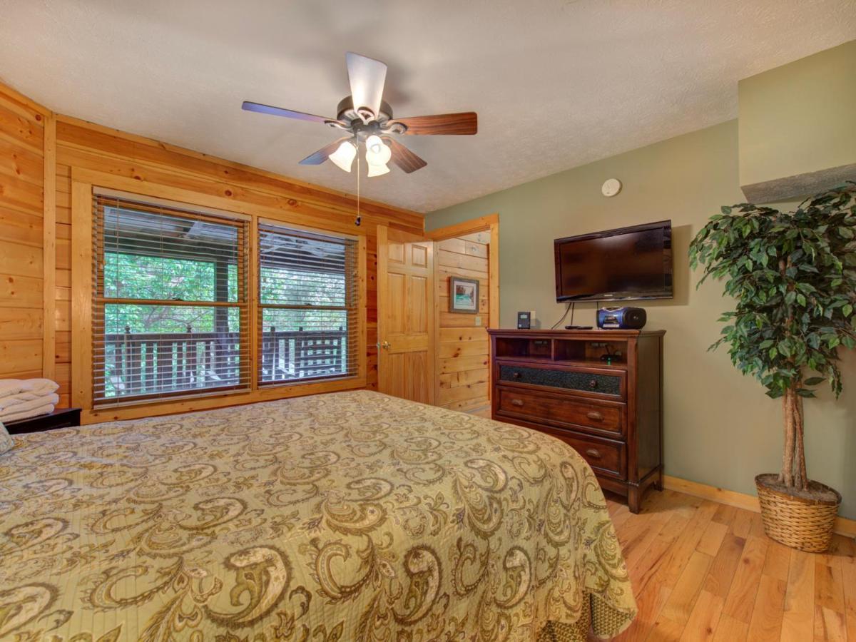 Bear'S Corner, 3 Bedrooms, Wifi, Pool Table, Hot Tub, Wifi, Sleeps 10 Gatlinburg Eksteriør billede